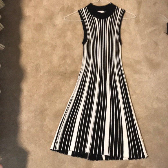Candie's Dresses & Skirts - t-shirt dress black-white body-con